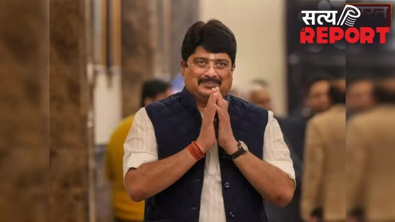 UP News: “लोग महिला प्रधान को नहीं प्रधानपति को जानते हैं”, विधानसभा में विधायक राजा भैया का बयान…