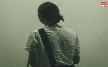 19 साल बेटी का खौफनाक कांड: मां का सिर काट डाला, फिर कटी गर्दन के साथ पूरी रात छिपी रही