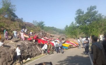 जम्मू के उधमपुर में भीषण सड़क हादसा, अनियंत्रित होकर अचानक पलट गई बस, 21 यात्रियों की मौत, 31 घायल