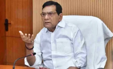 UP में स्मार्ट मीटर विवाद के बीच उपभोक्ताओं को बड़ी राहत, अब जीरो बैलेंस पर भी 3 दिन तक नहीं कटेगी बिजली