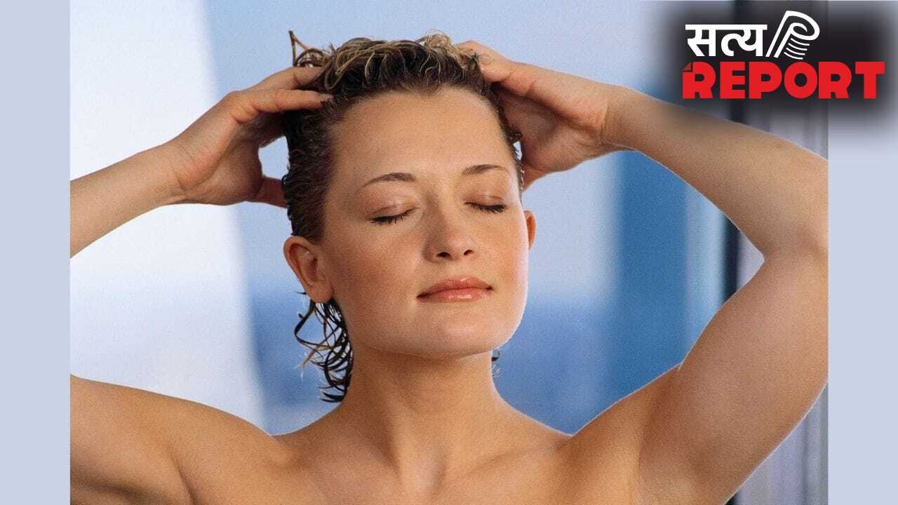 चेहरा ही नहीं स्कैल्प पर भी स्क्रब करना जरूरी, ये नेचुरल चीजें आएंगी काम