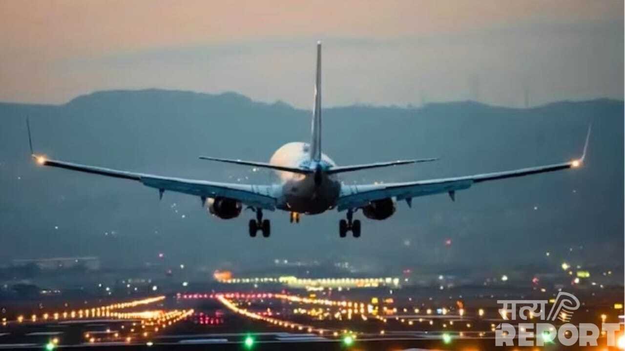 दिल्ली में उड़ानों पर मौसम की मार, कई फ्लाइट डायवर्ट, IndiGo ने जारी की एडवाइजरी