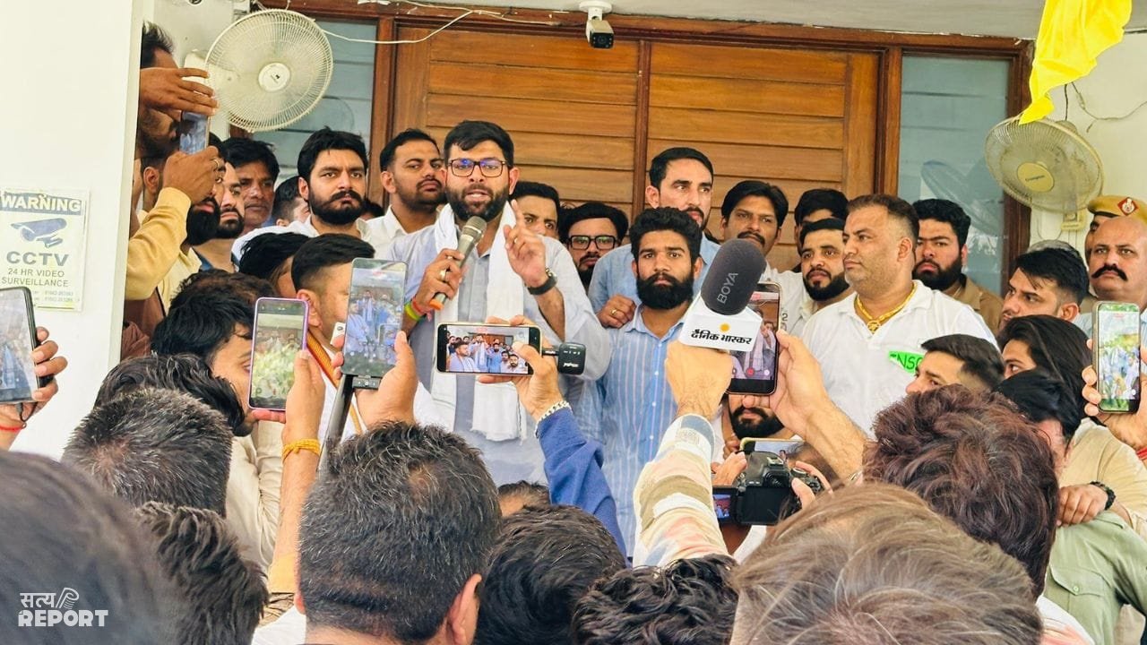 हिसारः गुरु जम्भेश्वर यूनिवर्सिटी में JJP के प्रदर्शन पर एक्शन, 6 लोग गिरफ्तार, दिग्विजय चौटाला के खिलाफ केस