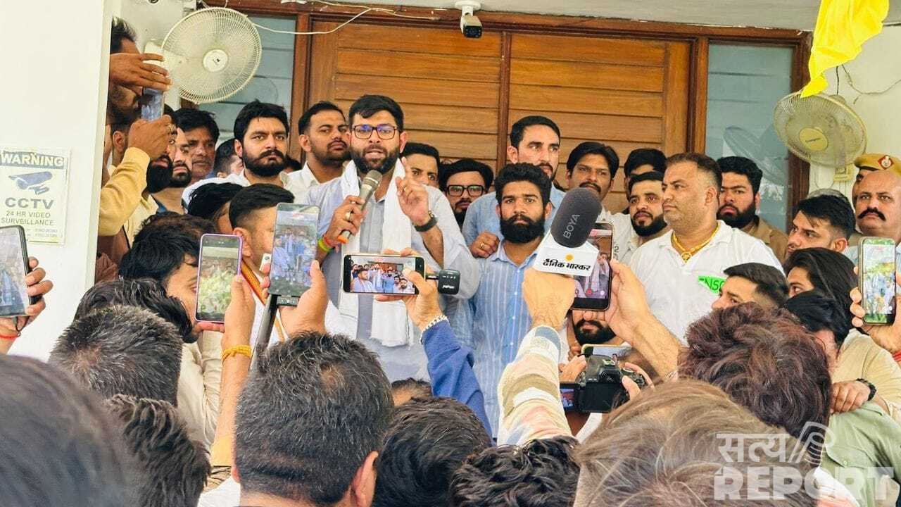 हिसारः गुरु जम्भेश्वर यूनिवर्सिटी में JJP के प्रदर्शन पर एक्शन, 6 लोग गिरफ्तार, दिग्विजय चौटाला के खिलाफ केस