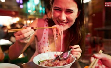 रात 9 बजे के बाद खाते हैं ज्यादा खाना तो हो सकती है पेट की ये खतरनाक बीमारी, स्टडी में दावा