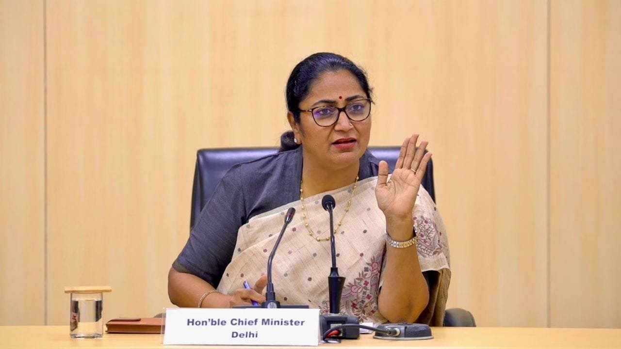 ‘दिल्ली सेमीकंडक्टर पॉलिसी’ का ड्राफ्ट बनना शुरू, CM रेखा गुप्ता का निवेश और स्किलिंग पर फोकस