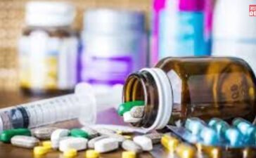 दिल्ली में अफसर ने नकली ग्राहक बनकर किया बड़ा खुलासा… अवैध दवाइयों की बिक्री का भंडाफोड़