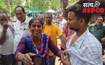 प्यार, शादी और फिर इनकार… कोर्ट परिसर में प्रेमी का कॉलर पकड़ रो पड़ी महिला, बोली- मेरे बच्चों को अपनाओ प्यार, शादी और फिर इनकार… कोर्ट परिसर में प्रेमी का कॉलर पकड़ रो पड़ी महिला, बोली- मेरे बच्चों को अपनाओ