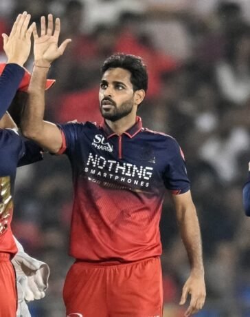 भुवनेश्वर कुमार ने की मलिंगा-बुमराह की बराबरी, IPL एक सीजन में चौथी बार किया ये बड़ा कमाल