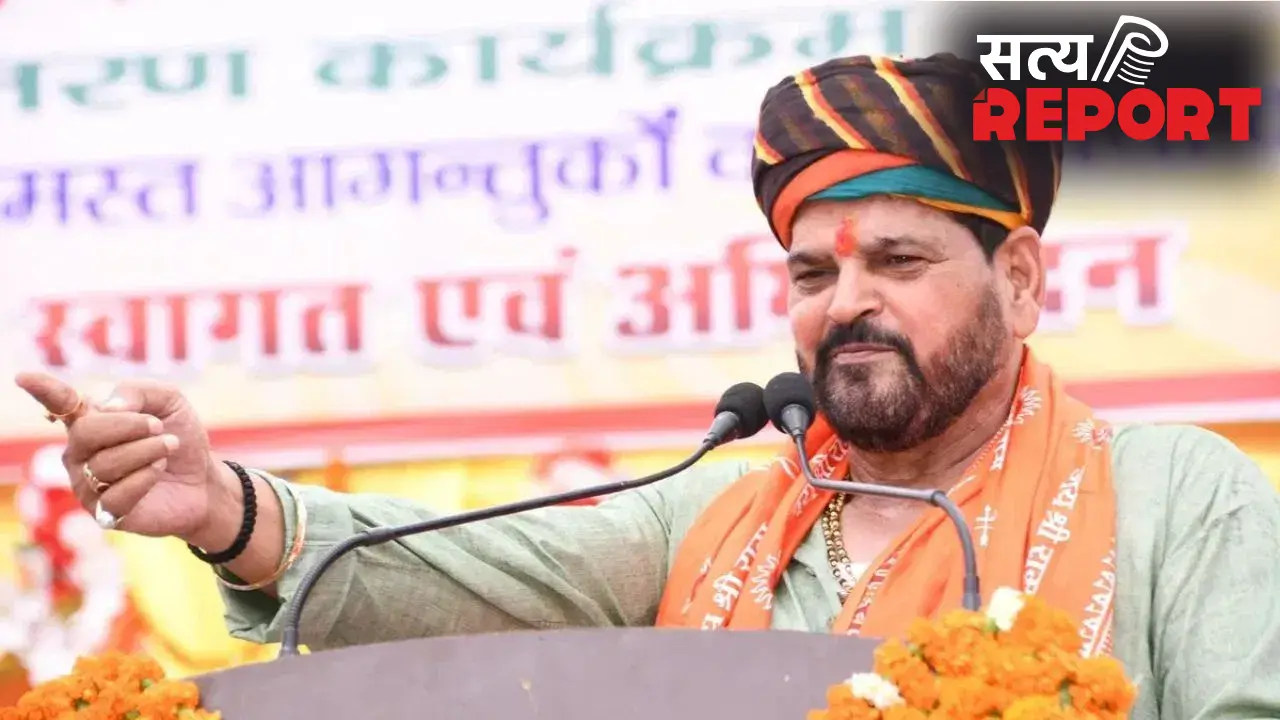 ‘शोहरत की बुलंदी भी पल भर का तमाशा’… बृजभूषण शरण सिंह के पोस्ट से सियासत में हलचल