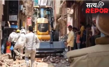एक बार फिर दालमंडी में गरज रहा बुलडोजर, 45 घरों पर कार्रवाई; भारी पुलिस बल तैनात