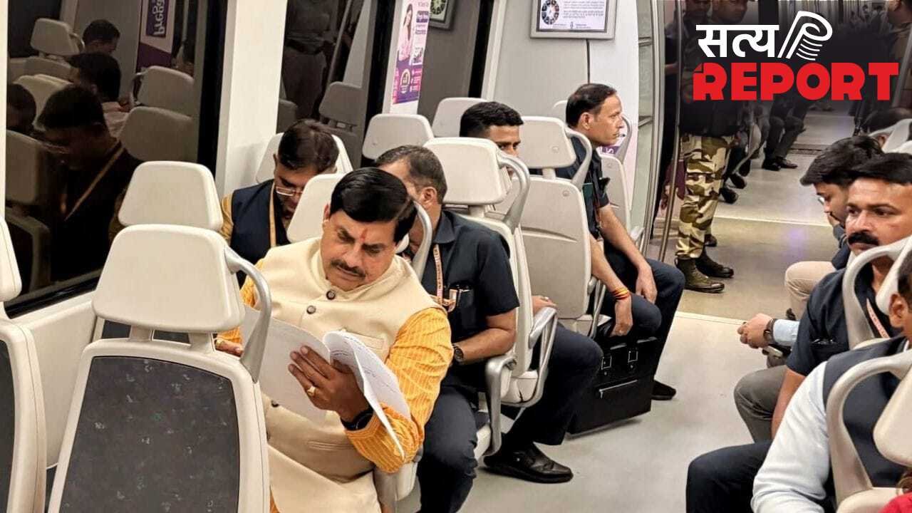 दिल्ली मेट्रो में सफर कर जनता से संवाद…समय और ईंधन की बचत का दिया संदेश