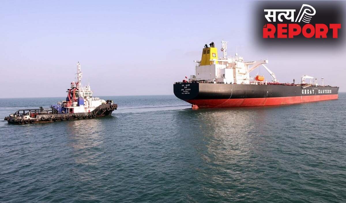 Hormuz Strait पर तनाव खत्म? सूत्रों का दावा- America-Iran में नौसैनिक नाकाबंदी हटाने पर बनी ऐतिहासिक सहमति