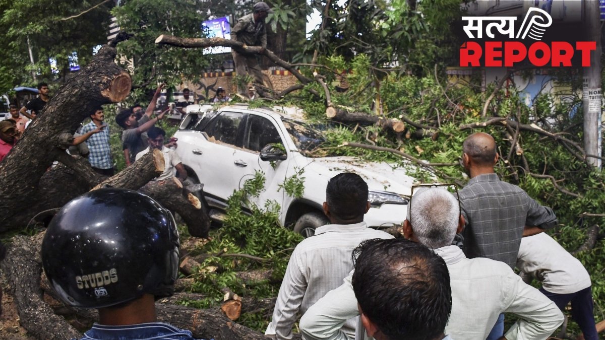 यूपी में आंधी-तूफान ने बरपाया कहर, 15 की मौत, कई बिल्डिगों की दीवारें गिरीं, जड़ से उखड़े पेड़