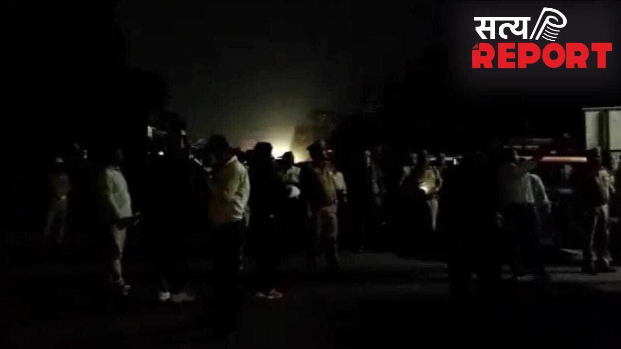 न बिजली, न पानी… 18 दिन से ब्लैकआउट; यूपी के इस गांव में 18 दिनों से मचा हाहाकार