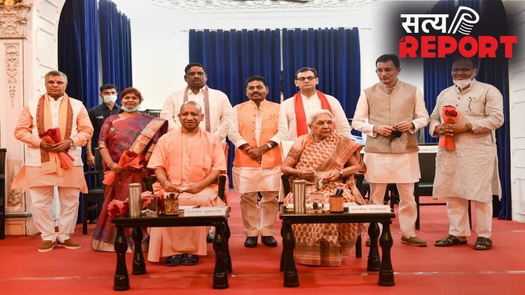 उत्तर प्रदेश में कल दोपहर होगा CM योगी आदित्यनाथ का मंत्रीमंडल विस्तार, इन नामों का मंत्री बनना तय