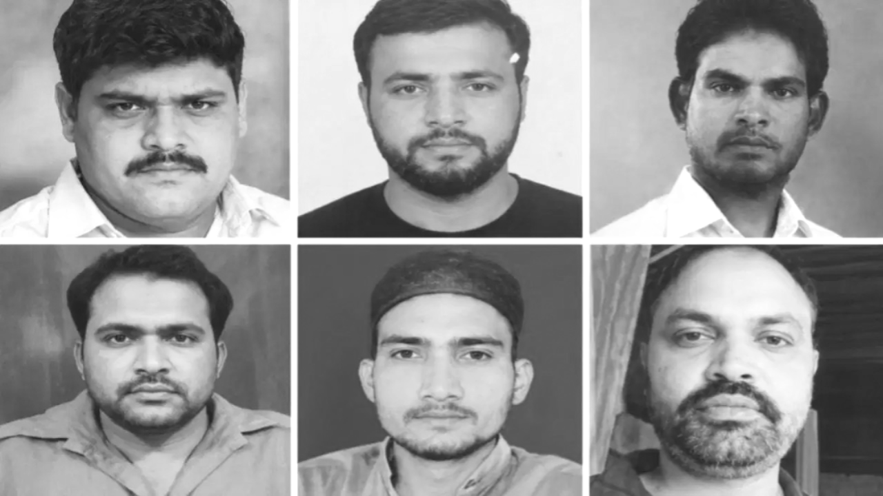 बरेली का बर्खास्त सिपाही सुरकेश अब बना हिस्ट्रीशीटर, SSP आर्य ने 12 शातिरों पर कसा शिकंजा… बरेली का बर्खास्त सिपाही सुरकेश अब बना हिस्ट्रीशीटर, SSP आर्य ने 12 शातिरों पर कसा शिकंजा…