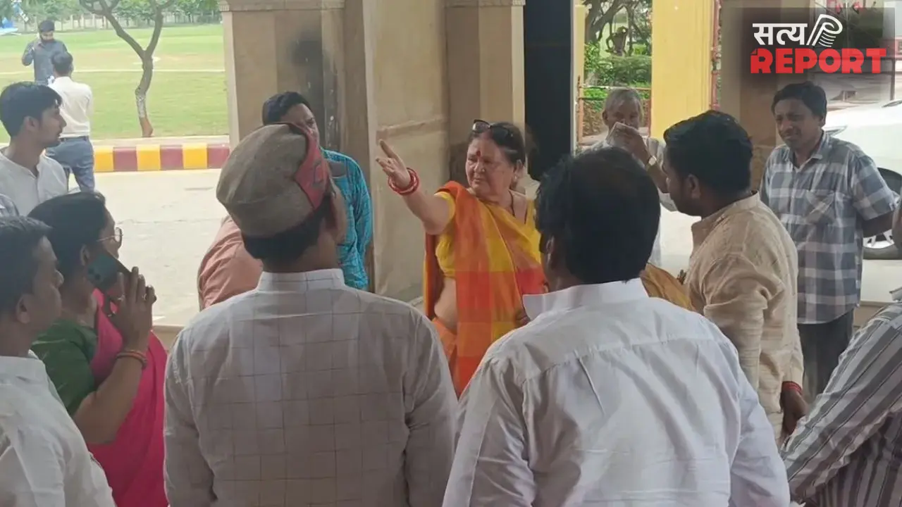 Kanpur: बीजेपी से निष्कासित पार्षद ने सीएम तक पहुंचाई शिकायत; महापौर भड़की बोली- अंदर कैसे पहुंचा