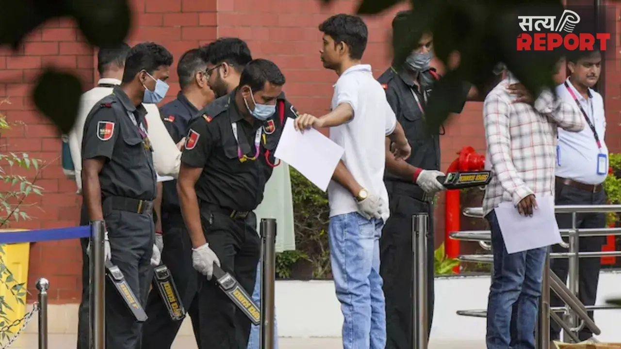 NEET UG Re-Exam: हाथरस में नीट की पुनर्परीक्षा को लेकर सुरक्षा सख्त, परीक्षा केंद्रों पर 200 पुलिसकर्मी तैनात
