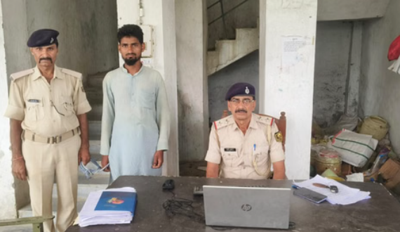 बिहार में प्रेमजाल और मानव तस्करी का सनसनीखेज खुलासा, चार नाबालिग लड़कियां बरामद बिहार में प्रेमजाल और मानव तस्करी का सनसनीखेज खुलासा, चार नाबालिग लड़कियां बरामद