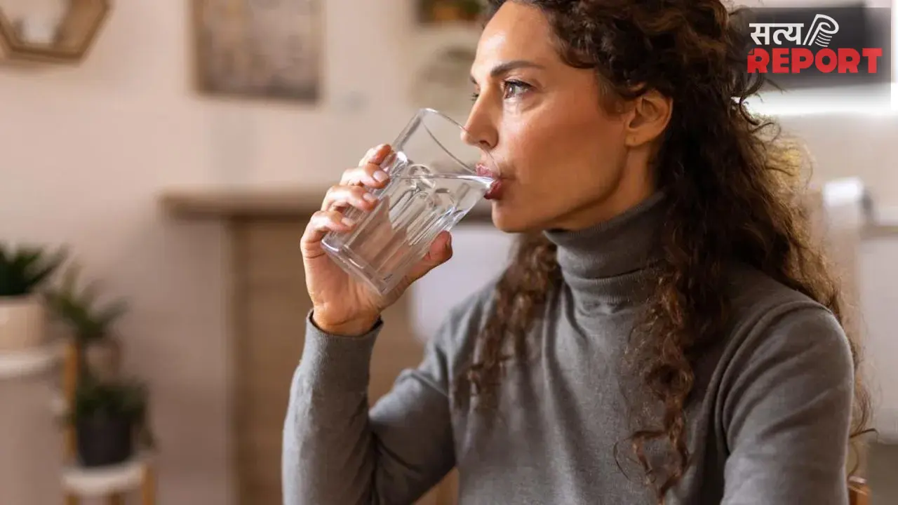 Hydration Signs: क्या आप पी रहे हैं पर्याप्त पानी? ये 6 संकेत बताएंगे शरीर में डिहाइड्रेशन के लक्षण