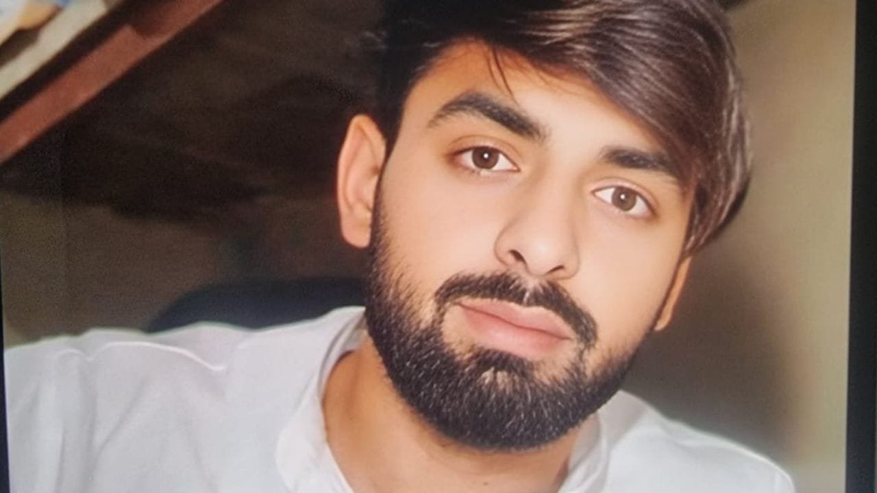‘शेखर’ बनकर 4 महीने तक महिला के साथ रखा रिलेशन, असली पहचान खुलते ही भागा अदनान.. ‘शेखर’ बनकर 4 महीने तक महिला के साथ रखा रिलेशन, असली पहचान खुलते ही भागा अदनान..