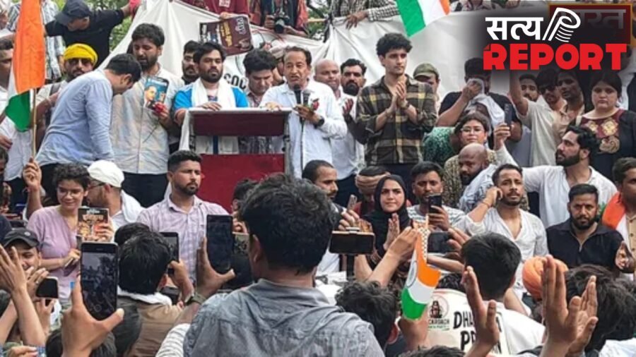 जंतर-मंतर पहुंचे सोनम वांगचुक, प्रदर्शन की अनुमति के लिए सरकार को कहा धन्यवाद, युवाओं से बोले- ‘नेताओं के बच्चे भी पढ़ें सरकारी स्कूल में’