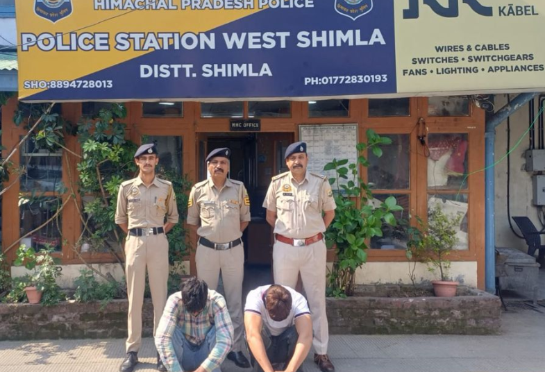 दूध-कुरकुरे के खाली पैकेटों में छिपकर आता था चिट्टा! शिमला पुलिस ने तोड़ी नशे की बड़ी सप्लाई चेन, एमपी का आरोपी दबोचा. दूध-कुरकुरे के खाली पैकेटों में छिपकर आता था चिट्टा! शिमला पुलिस ने तोड़ी नशे की बड़ी सप्लाई चेन, एमपी का आरोपी दबोचा.