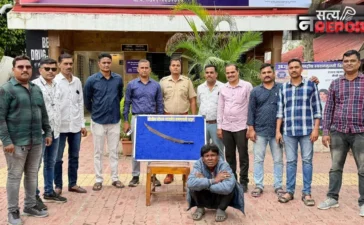 गंभीर अपराध की आशंका, अमरावती में तलवार लेकर घूमते युवक को पुलिस ने किया गिरफ्तार गंभीर अपराध की आशंका, अमरावती में तलवार लेकर घूमते युवक को पुलिस ने किया गिरफ्तार