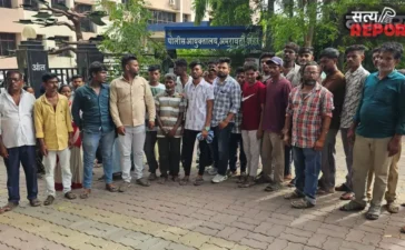 अमरावती में हिट एंड रन से युवक की मौत, आरोपी की गिरफ्तारी को लेकर हंगामा; परिजन शव लेकर पहुंचे पुलिस आयुक्तालय अमरावती में हिट एंड रन से युवक की मौत, आरोपी की गिरफ्तारी को लेकर हंगामा; परिजन शव लेकर पहुंचे पुलिस आयुक्तालय