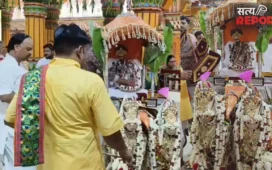 Mathura: द्वारकाधीश मंदिर में धूमधाम से निकली रथयात्रा, ठाकुर जी के दिव्य दर्शन को उमड़े हजारों श्रद्धालु