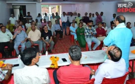 आगरा नगर निगम कार्यकारिणी चुनाव: तीन घंटे के राजनीतिक मंथन के बाद बिना मतदान चुने गए छह कार्यकारिणी सदस्य
