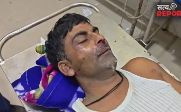 Mathura: पत्रकार पर जानलेवा हमला; फरह थाना क्षेत्र में बाइक रोककर लाठी-डंडों से की मारपीट, जांच में जुटी पुलिस Mathura: पत्रकार पर जानलेवा हमला; फरह थाना क्षेत्र में बाइक रोककर लाठी-डंडों से की मारपीट, जांच में जुटी पुलिस