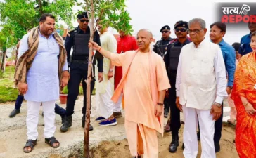 योगी सरकार ने रचा इतिहास! 12 घंटे में लगा दिए रिकॉर्ड तोड़ 35 करोड़ पौधे, खुद मुख्यमंत्री ने भी लगाया पेड़ योगी सरकार ने रचा इतिहास! 12 घंटे में लगा दिए रिकॉर्ड तोड़ 35 करोड़ पौधे, खुद मुख्यमंत्री ने भी लगाया पेड़