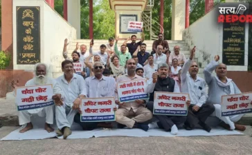 अयोध्या में कांग्रेस नेताओं की गिरफ्तारी के विरोध में कानपुर में सत्याग्रह, गांधी प्रतिमा पर जताया विरोध अयोध्या में कांग्रेस नेताओं की गिरफ्तारी के विरोध में कानपुर में सत्याग्रह, गांधी प्रतिमा पर जताया विरोध