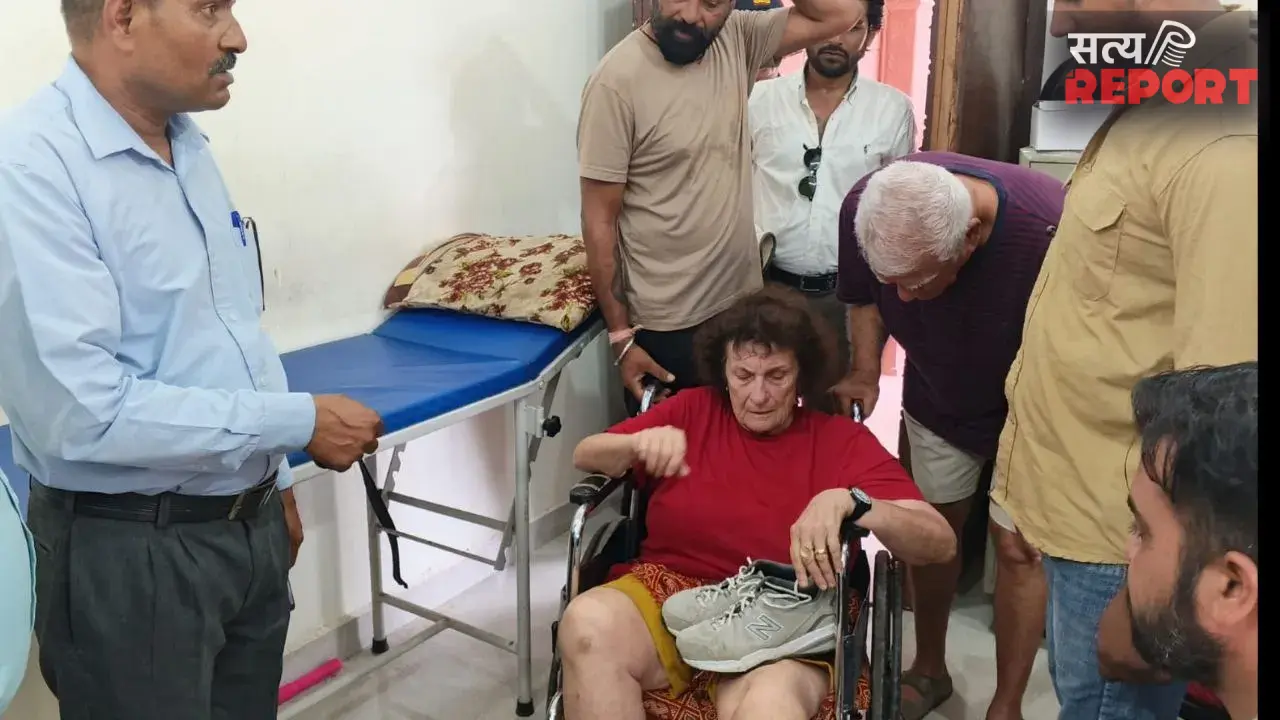 विश्व धरोहर फतेहपुर सीकरी में विदेशी पर्यटक हादसे का शिकार, सुरक्षा टीम की तत्परता से टला बड़ा हादसा
