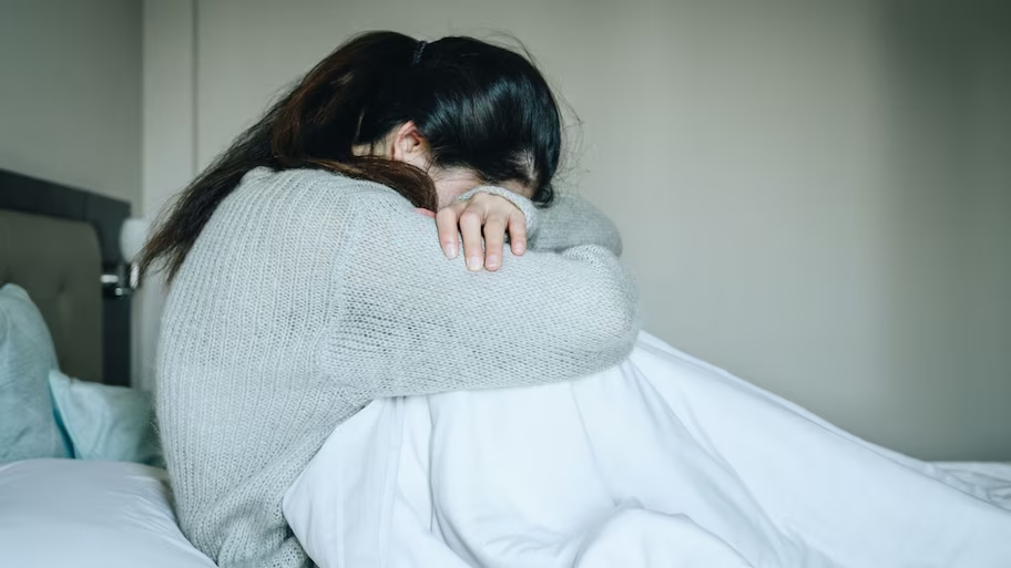 पहचान छिपाकर दोस्ती, शादी का वादा और फिर कथित शोषण… आधार कार्ड ने खोला राज पहचान छिपाकर दोस्ती, शादी का वादा और फिर कथित शोषण… आधार कार्ड ने खोला राज