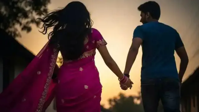 बेटे का जन्मदिन मनाया, फिर प्रेमी संग चली गई महिला? दो बच्चों और ₹50 हजार के साथ गायब होने का पति का आरोप.. बेटे का जन्मदिन मनाया, फिर प्रेमी संग चली गई महिला? दो बच्चों और ₹50 हजार के साथ गायब होने का पति का आरोप..