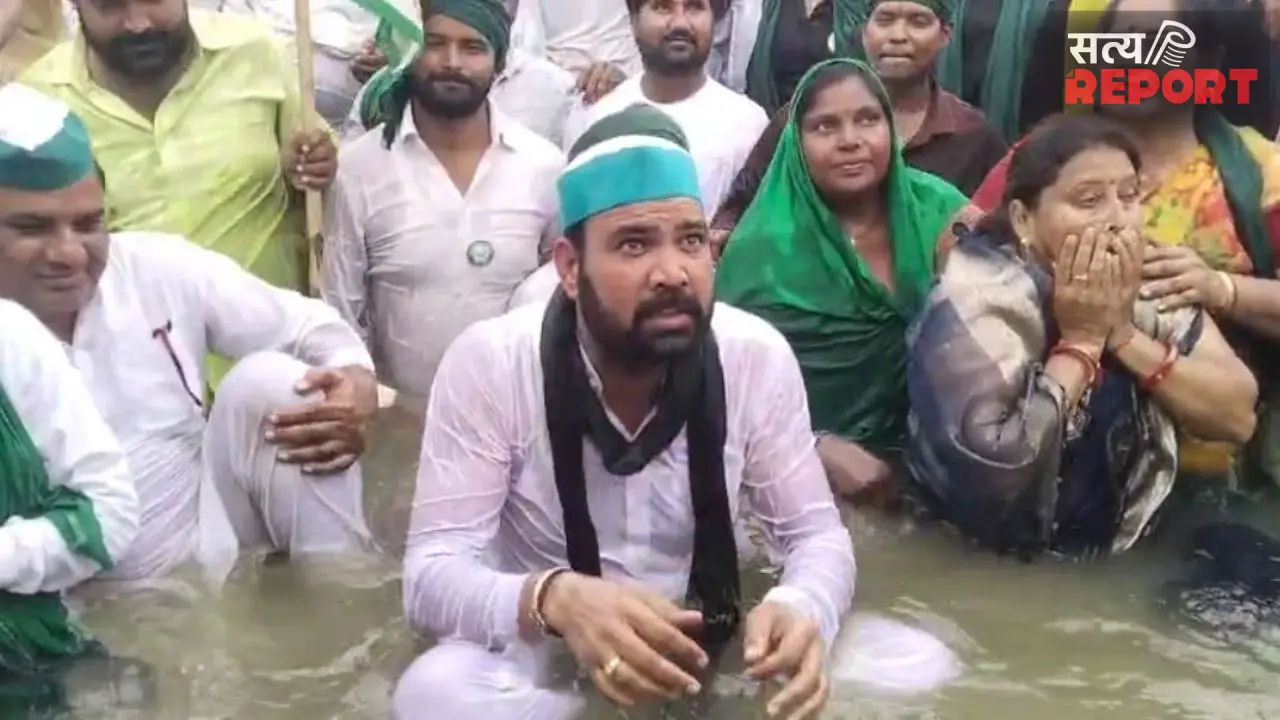 Prayagraj: भाकियू (युवा) का जल सत्याग्रह, भूमि अधिग्रहण और मुआवजे को लेकर सीएम के नाम सौंपा 20 सूत्रीय ज्ञापन