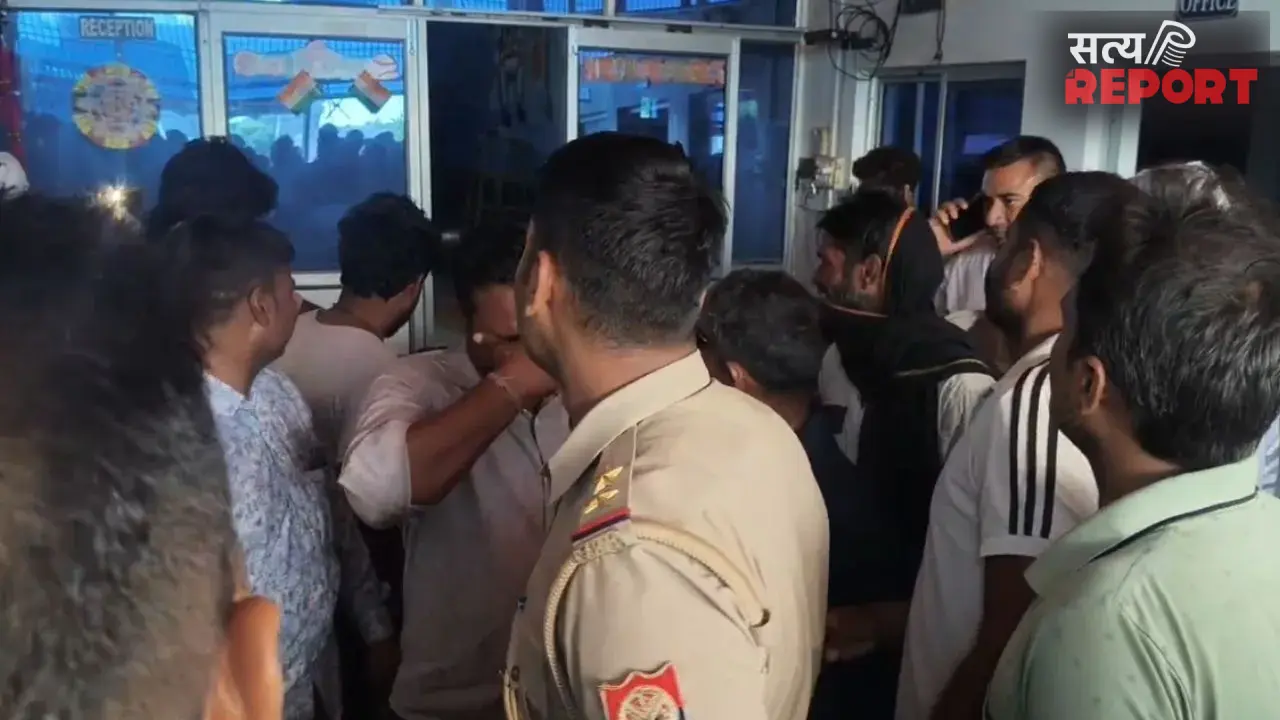 मथुरा में दर्दनाक हादसा: स्कूल बस से कुचलकर मासूम की मौत; गुस्साए ग्रामीणों ने कॉलेज में की तोड़फोड़