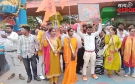 9 अगस्त की प्रस्तावित कार सेवा से पहले हिंदू महासभा की आमंत्रण यात्रा, मीरा राठौर के बयान से बढ़ी सियासी हलचल