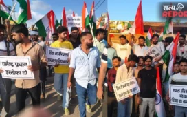 NEET पेपर लीक के विरोध में आगरा में फूटा युवाओं का गुस्सा, तिरंगा मार्च निकालकर निष्पक्ष परीक्षा की उठाई मांग