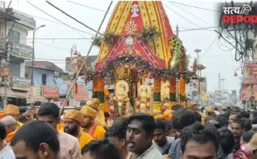 प्रयागराज में निकली भगवान जगन्नाथ की भव्य रथयात्रा, हजारों श्रद्धालुओं ने खींचा 16 पहियों वाला नंदी घोष रथ प्रयागराज में निकली भगवान जगन्नाथ की भव्य रथयात्रा, हजारों श्रद्धालुओं ने खींचा 16 पहियों वाला नंदी घोष रथ