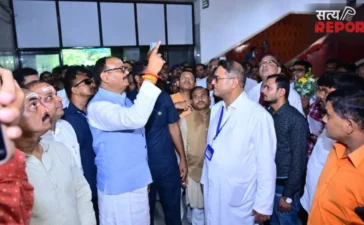 Prayagraj: SRN अस्पताल पहुंचे डिप्टी सीएम; अव्यवस्थाओं की खुली पोल, टूटी फर्श और गंदगी देख भड़के बृजेश पाठक Prayagraj: SRN अस्पताल पहुंचे डिप्टी सीएम; अव्यवस्थाओं की खुली पोल, टूटी फर्श और गंदगी देख भड़के बृजेश पाठक