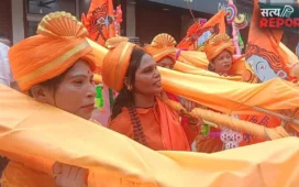 ताजमहल पहुंची कांवड़ यात्रा: गंगाजल चढ़ाने से पुलिस ने रोका, जलाभिषेक की मांग पर हिंदू महासभा ने किया प्रदर्शन