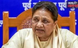 आरक्षण पर मोहन भागवत के बयान से भड़कीं मायावती, कहा- छेड़छाड़ की कोशिश हुई तो SC-ST के खिलाफ होगा कदम