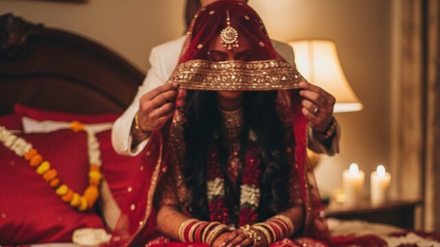 सुहागरात के बाद टूटा रिश्ता! कैमरे पर पत्नी बोली- ‘मैं शारीरिक संबंध से खुश नहीं थी’, मच गया बवाल..