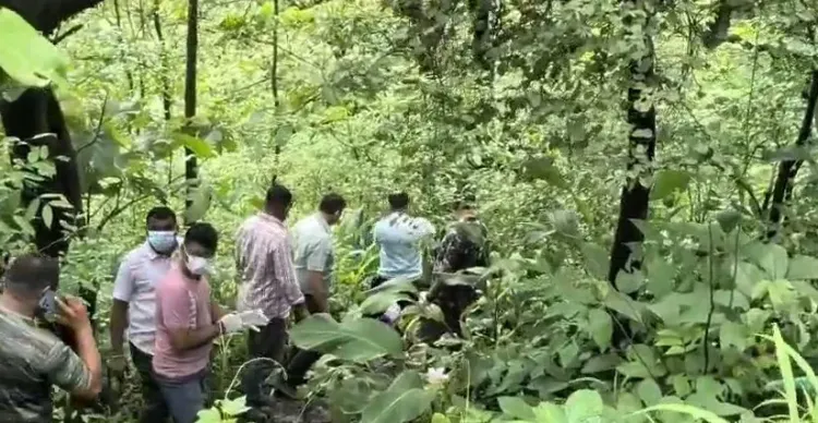 नासिक में इश्क का खौफनाक अंत! 21 साल छोटे लड़के के प्यार में लिव-इन पार्टनर की हत्या, जंगल में फेंकी लाश..
