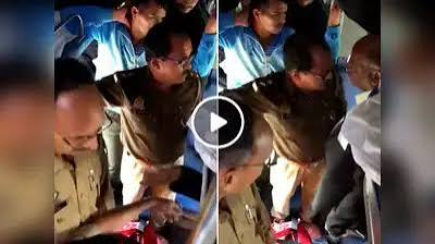 ​​​​​ ​​​“क्या ये तुम्हारे बाप की ट्रेन है?”… टिकट को लेकर TTE से भिड़े UP पुलिस SI, बहस का Video Viral..