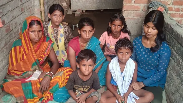 क्या मासूम कोमल को शराब के धंधे में धकेलना चाहता था चाचा अखिलेश? हत्या के बाद अवैध कारोबार की चर्चा से गरमाया मामला. क्या मासूम कोमल को शराब के धंधे में धकेलना चाहता था चाचा अखिलेश? हत्या के बाद अवैध कारोबार की चर्चा से गरमाया मामला.
